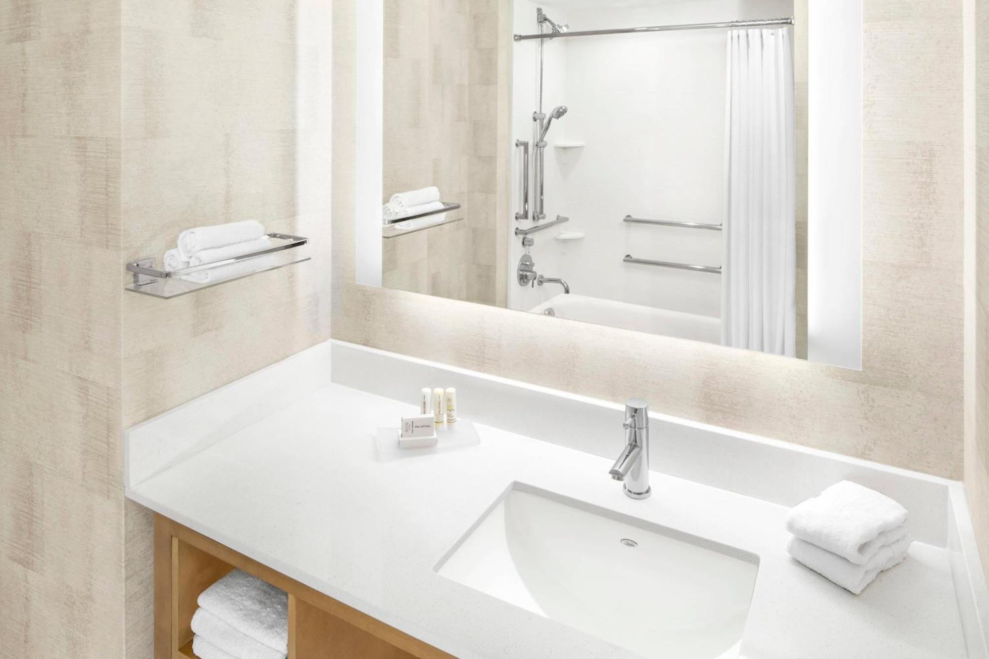 Hotel By Marriott Big Sky/the Wilson