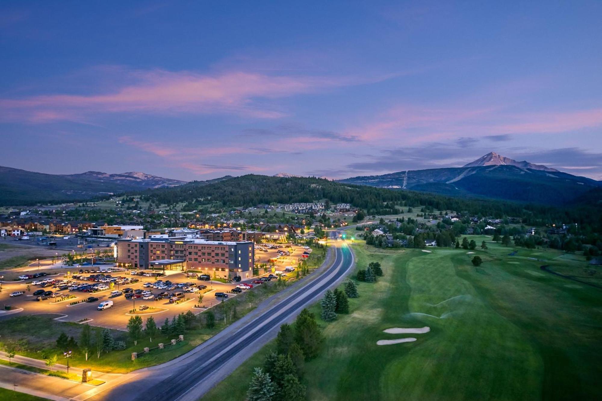 Hotel By Marriott Big Sky/the Wilson 4*